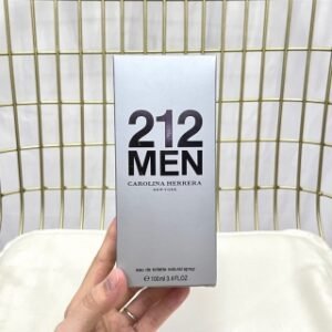 💹65✍🏻专柜版，
卡罗琳娜212灰磁edt男士淡香水100ml，212棕磁edt男士淡香水100ml