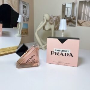 💹45✍️专柜版本
普拉达我本莫测edp女士浓香水50ml
普拉达我本莫测edp女士浓香水90ml