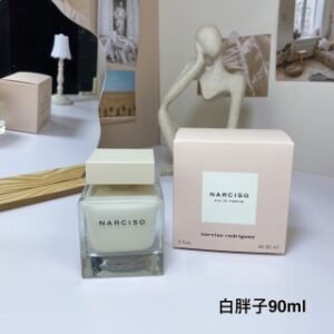 💹50✍️专柜版本
纳西素胖子香水90ml！味道：白胖子，红胖子，粉胖子，橘胖子
