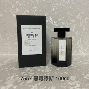 💹45✍️专柜版本
阿蒂仙香水100ml!味道:黑莓缪斯,冥府之路,寻找蝴蝶,小偷玫瑰,夏夜清风,极致无花果,专属你心,狂恋苦艾,普罗旺斯田园。