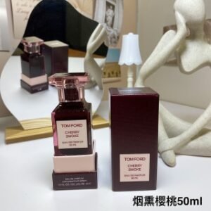 💹45✍️50ml
💹50✍️100ml
专柜版本,TF香水味道:烟熏樱桃50ml,电光樱桃50ml,烟熏樱桃100ml,电光樱桃100ml!