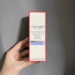 💹45✍🏻专柜版，
资生堂悦薇智感焕白眼霜15ml！名字好长...人生中第一次用眼霜就选了资生堂还好用下来效果不错，一些原因导致必须要熬夜原本没有黑眼圈的我眼下都开始 泛黑了而且隐隐有长干纹的趋势坚持用了一段时间的眼霜！明显发现黑眼圈淡化眼周变得滋润~而且不会导致脂肪粒小年轻们用这款应该是足够的总之就是很喜欢	以后没有别的眼霜种草应该会回购💢