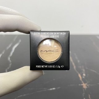 💹8✍️专柜版本
mac生姜高光小样1.5g
mac修容鼻影小样1.5g