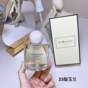 💹50✍️专柜版本
STAR MAGNOLIA玉兰
祖玛珑祖马龙2023游园惊梦花开限定系列100ml
前调：柠檬
中调：玉兰
尾调：檀香木