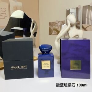 💹60✍🏻专柜版，
阿玛尼私藏系列香水100ml！味道：靛蓝坦桑石，洋红坦桑石。