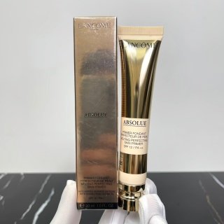 💹28✍️专柜版本
兰蔻菁纯妆前乳30ml!含有玫瑰精粹,隔离的同时还养肤[庆祝工庆祝工庆祝奶昔质地易推开,提亮肤色,滋润保湿,还带SPF12PA+++的防晒指数。