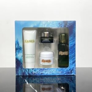 💹25✍️普通版本
海蓝之谜水之泉小样四件套!内含:精粹水30ml,洗面奶30ml,面霜7ml,眼霜7ml。