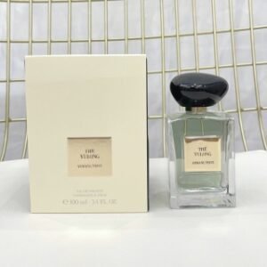 💹48✍️专柜版本
阿玛尼Prive系列香水100ml！味道：玉龙茶，玉龙茶幻沙，雪松花，和风茉莉，栀子麝香，亚历山大玫瑰，沙马尔麝香，苏州牡丹，苏州牡丹幻沙，米兰玫瑰，流沙米兰玫瑰，岩兰草，颐和清檀，威尼斯柑橘，伊甸园无花果！