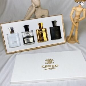 💹55✍️普通版本
克雷德信仰中样四件套30ml白盒拿破仑版