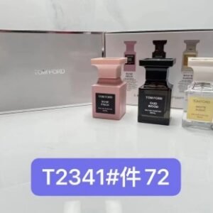 💹50✍️专柜版本
TF香水中样30ml三件套
白盒味道：荆刺玫瑰，乌木沉香，暗麝心魄