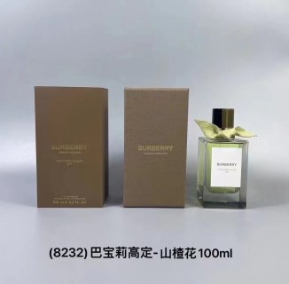 💹65✍️专柜版本
巴宝莉高定系列100ml:山楂花,都铎玫瑰,子夜奇旅,琥珀石楠,庄园茶会,鼠尾草!