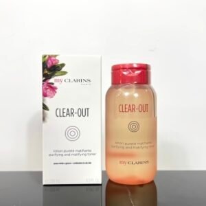 💹42✍🏻专柜版,
娇韵诗蜜桃爽肤水200ml!油皮快乐水!告别油光痘痘逆袭椰奶肌眼看温度逐渐升高,油痘皮们的烦恼也随之而来,痘痘、闭口、油光、暗沉轮番上阵,让肌肤面临大挑战! sos 还不速速安排上油皮快乐水,myCLARINS蜜桃水,稳住水润细腻好状态!