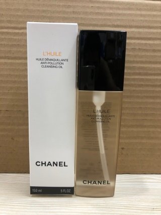 💹65✍🏻专柜版,
细节全对版,味道对香,市面最高版本,非流通普货,支持对比✔️香奈儿柔和净肤洁颜油150ml!