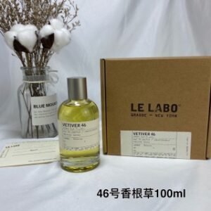 💹45✍🏻专柜版，
实验室香水100ml！11个味道：19号意大利，28号首尔，10号东京，13号别样，22号香柠檬，24号广藿香，29号红茶，31号玫瑰，33号檀香木，39号鸢尾草，46号香根草。