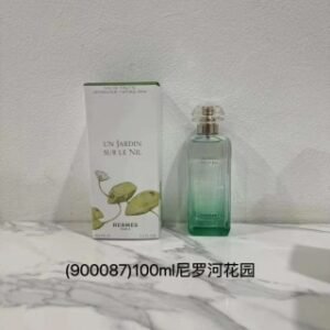 💹42✍️专柜版本
爱马仕花园系列100ml！味道：屋顶，尼罗河，李先生。