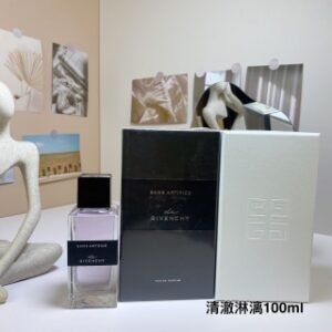💹65✍️专柜版本
392489纪梵希高定系列清澈淋漓100ml！