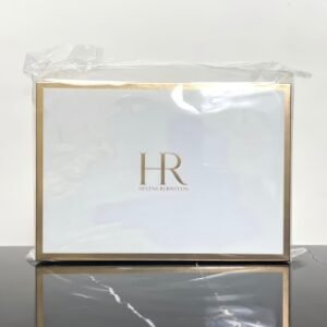 💹65✍️专柜版本
HR赫莲娜王炸小样5件套🔜40W41V编码！配中文标！配礼袋❗️HR绿宝瓶保湿紧致活颜舒缓修护套装✔内含：正装绿宝瓶眼霜15毫升。小样新肌水30毫升。小样绿宝瓶精华10毫升。小样黑白绷带5毫升！HR赫莲娜旅行小样5件套💪