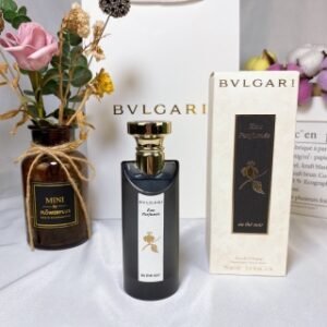 💹50✅专柜版，宝格丽古龙中性香水75ml！味道：黑茶，绿茶，蓝茶，白茶。