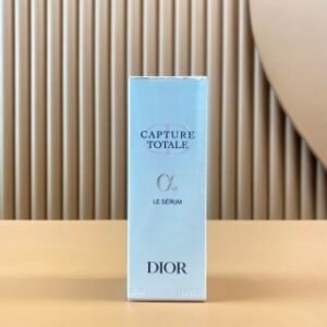 💹65✍🏻专柜版，
迪奥小A瓶精华50ml！开启肌肤超A焕变，焕新加速，紧致升级，让肌肤重焕年轻活力保持少年感的秘密武器㊙️专为抗老而生的！融汇非凡花植精萃协同双重促渗透技术~见证肌肤紧-弹-亮。