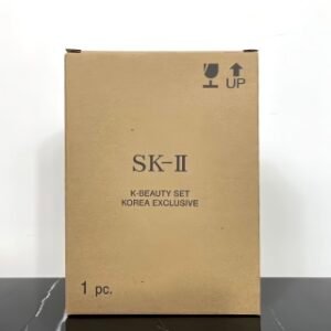 💹65✍️专柜版本
新包装SK韩流美肌7件套🔜配牛皮纸盒❗️最新版👉SKII韩流美肌七件套-所有人都梦寐以求地超合适套盒!这个套装真的超级超级难买✔️Sk2 限定韩流套盒包含:神仙水230ml➕滋润面霜80g➕洗面奶20ml➕清盈露30ml➕面霜15ml➕面膜1片➕眼霜2.5ml💥💥超级难买的套装 巨划算SKII韩流美肌七件套💢
