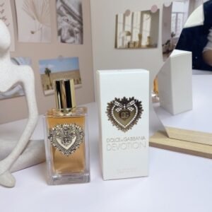 💹60✍️专柜版本
杜嘉班纳奉献浓香100ml
杜嘉班纳奉献馥郁版100ml
杜嘉班纳奉献男士100ml