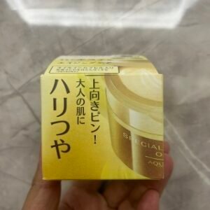 💹40✍️专柜版本
老版 日本资生堂水之印五合一面霜90g黄金色配中文标,中文标贴好的!