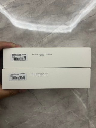💹40✍️专柜版本
Byredo拜里朵百瑞德护手霜100ml纸盒款,无人区玫瑰(ROSE)-麂皮(SUEDE)两款到货