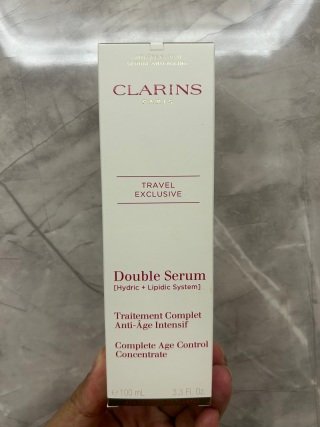 💹75✍️明通版本
娇韵诗双萃精华100ml,市场独家,非流通货,油水分离,膏体可乳化,喷嘴带数字,对版对味,可过真假对比图,可佩海免最新三标,需要下单备注.