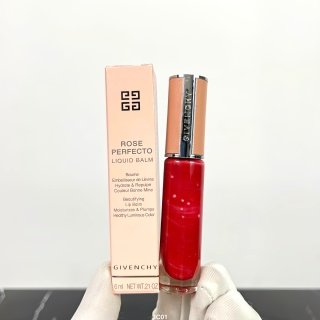 💹30✍️专柜版本
纪梵希大理石棒棒糖唇釉!色号:210#,110#,37#。