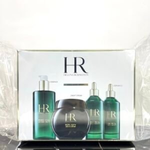 💹295✍️专柜版本
HR赫莲娜王炸四件套纸盒款🔜HR赫莲娜新春限定绿宝瓶纸盒装四件套装，这个盒子太漂亮了，HR赫莲娜王炸豪华四件套，套装内含:黑绷带100ml+新肌水400毫升+绿宝瓶100ml×2个，每个都是王炸，个个都是经典，包装超级高大上。