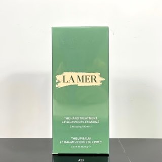 💹38✍️普通
海蓝之谜冬日两件套正装🔜A23编码!内含:唇膏9g+护手霜100ml。颜值逆天!!不仅自己用很合适❗️拿来送闺蜜、送好朋友都很拿得出手💢