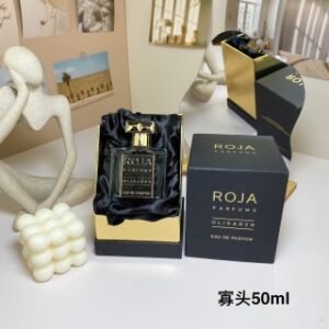 💹70✍️专柜版本,
ROJA DOVE 罗嘉德芬香水50ml,4️⃣个味道🔜 寡头香水,极乐世界香水,伯灵顿1819香水,蓝色小鸟香水,
