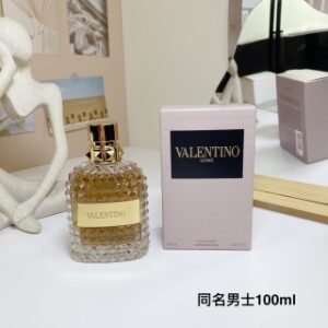 💹62✍️专柜版本
华伦天奴新款香水100ml！味道：同名男士！