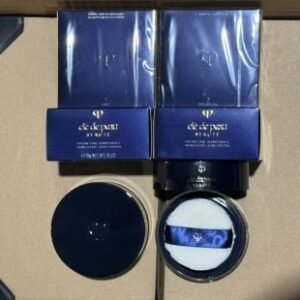 💹80✍️明通版本
CPB散粉 1号色 2号色
对版料体，对版纸盒，不漏粉
件72粒，现货供应[微笑]