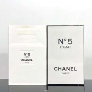 💹40✍️专柜版本
香奈儿 白色5号之水 香水50ml/100ml