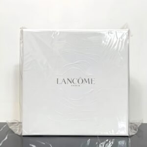 💹75✍️专柜版本
兰蔻塑颜三件套礼盒款！配礼袋。内含：三管精华50ml，塑颜水200ml，塑颜霜50ml。