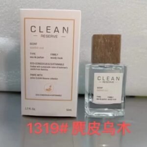 💹55✍️专柜版本
克霖洁净Clean私藏系列香水50ml，四味🔜肌肤之亲   柔风甘雨  麂皮乌木  爱情配方