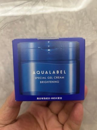 💹40✍️专柜版本
新版本 日本资生堂水之印五合一美白面霜90g蓝色 膏体质地偏啫喱感、清爽不油腻水