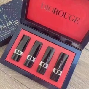 💹45✍️专柜版本,
迪奥蓝金口红小样四件套22版圣诞
配礼袋+中文标+卡片
铝管:999+720+760+100