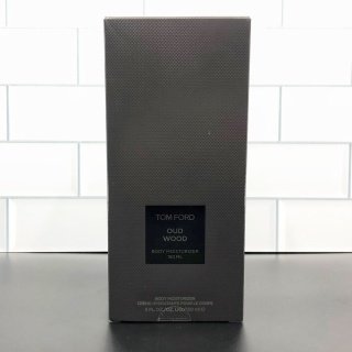 💹25✍️专柜版本
TF乌木沉香身体乳150ml 细节全对版 味道对香 市面最高版本 非流通普货 支持对比 配中文标 打12 件72