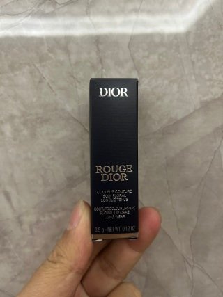 💹33✍️明通版本
新品24年新款迪奥蓝金磁吸口红3.5g正装(共50色)
色号:000滋+001滋+002滋+100丝
100滋+188丝+200丝+217丝+218丝
228丝+299丝+300丝+314丝+360丝
419丝+505丝+520滋+539丝+558丝
581丝+624丝+625丝+626哑+652哑
686哑+688哑+707丝+720丝+720滋
720哑+724丝+737丝+755丝+756哑
760丝+764丝+766滋+772丝+777丝
777哑+784丝+840丝+844滋+846丝
849滋+860哑+888丝+964丝+999丝+999滋
可配中文标.需要下单备注!