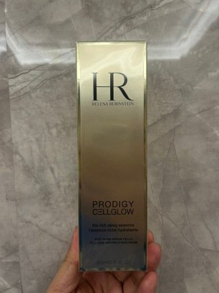 💹90✍️明通版本
新版HR赫莲娜小露珠200ml.对版对味 市场独家质量 非流通货 供平台 认准批号:78X905.可配海免三标 需要下单备注!