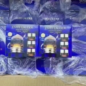💹70✍️明通版本
雅诗兰黛小棕瓶精华一拖三套装
雅诗兰黛抗蓝光眼霜一拖三套装,
