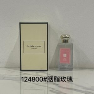 💹45✍️专柜版本
祖马龙香水100ml 新味道：胭脂玫瑰，银桦与薰衣草，玫瑰水与香草，琥珀与薰衣草，罗勒与橙花，黑石榴