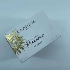 💹30✍️明通版本
娇韵诗月光宝盒面霜15ml中小样
膏体对版对味 打12个
配中文标 最新日期