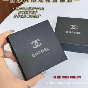 💹30✍️专柜版本
香奈儿香皂八件套