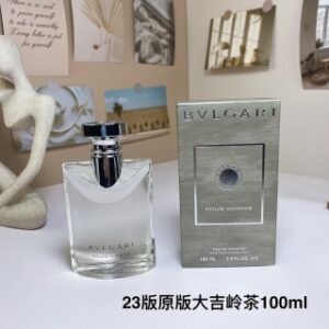 💹40✍️专柜版本,四味同价
宝格丽大吉岭茶系列香水100ml!4个味道:原版,极致,夜幽,23新款原版