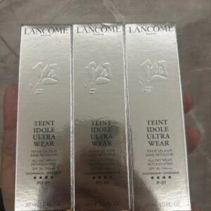 💹70✍️明通版本
兰蔻持妆粉底液30ml,细节全对版已改,PO-01号,PO-03号,P-01号,细节到位,对版顶片,进口纸盒带纹路,内盖两层磨砂,对版细孔头,可配中文标