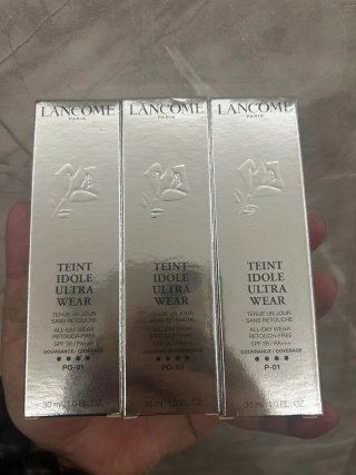 💹70✍️明通版本
兰蔻持妆粉底液30ml,细节全对版已改,PO-01号,PO-03号,P-01号,细节到位,对版顶片,进口纸盒带纹路,内盖两层磨砂,对版细孔头,可配中文标