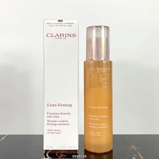 💹65✍️专柜版本
娇韵诗弹簧乳液75ml🔜0339150编码!它的主要技术是运用了V型I型胶原蛋白+弹性蛋白,双蛋白能够提升我们皮肤的弹性🧏🏻♀做到保湿紧致,里面更是添加了袋鼠花精萃 粗糙帽果精萃等有效成分,主打植萃🍃温和不刺激 敏感肌都能放心使用,有效焕活“胶原之源” 让肌肤饱满有活力,还有助于增加肌肤支撑力与弹力,满满胶原力 弹出嘭嘭肌。